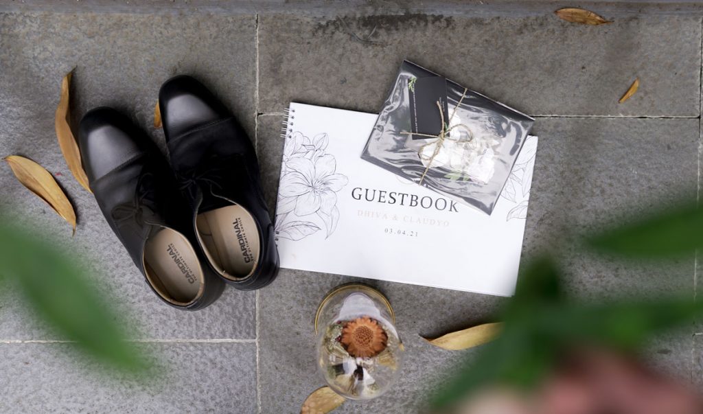 menyusun perisapan pernikahan